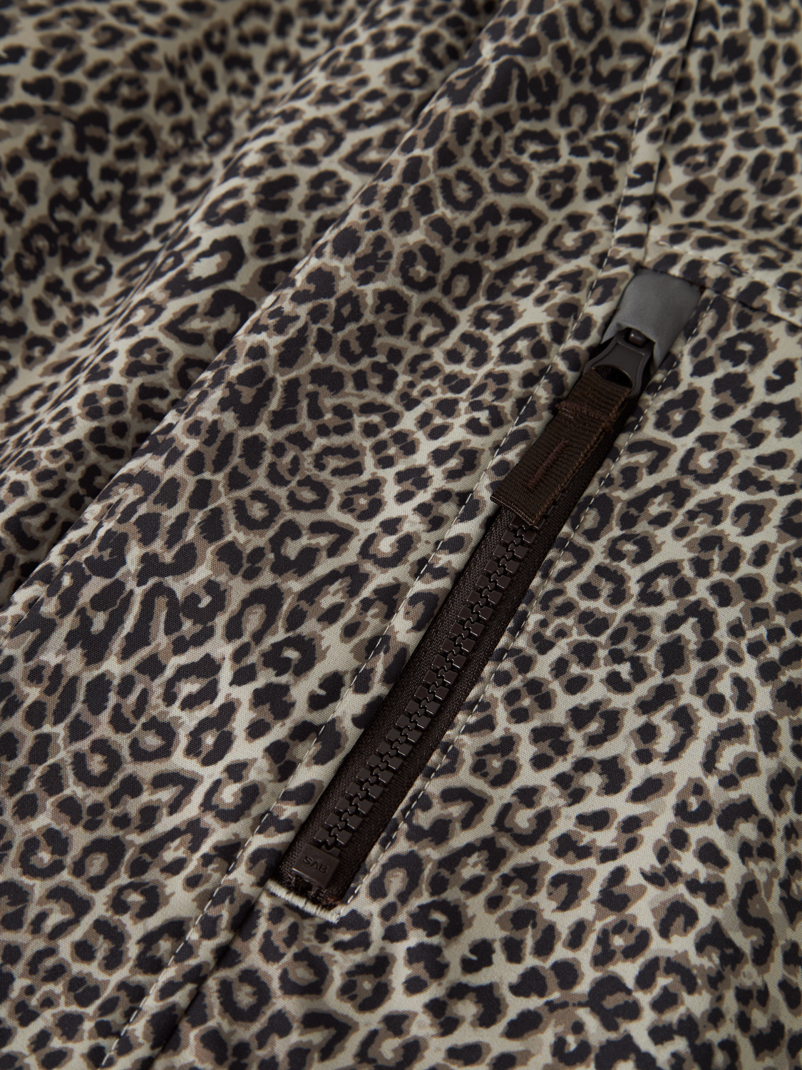 model_shot-detail